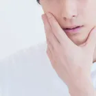 男性